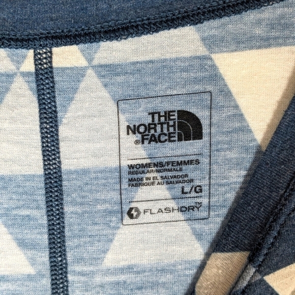 The North Face Geometric Design Woman's T-shirt Blue And White Size Large - Picture 4 of 10